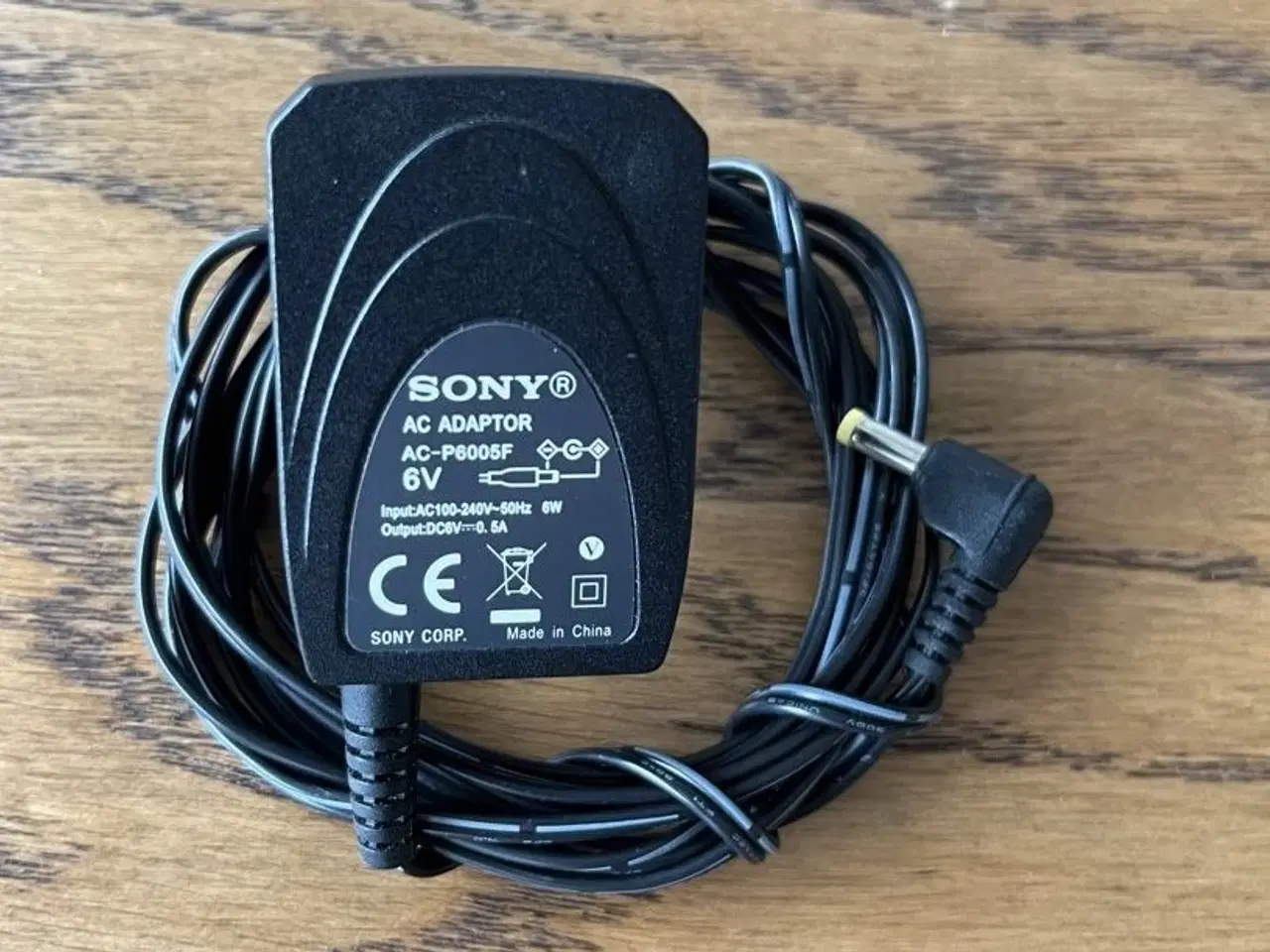 Billede 1 - Sony AC-P6005F strømforsyning 6V= 0,65A