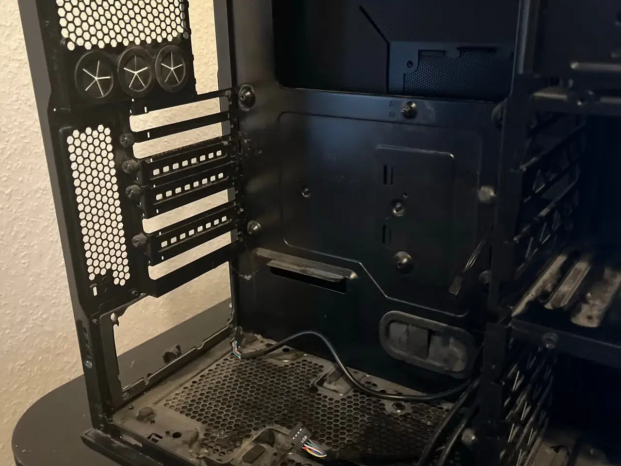 Billede 10 - BeQuiet! SILENT BASE 600 kabinet