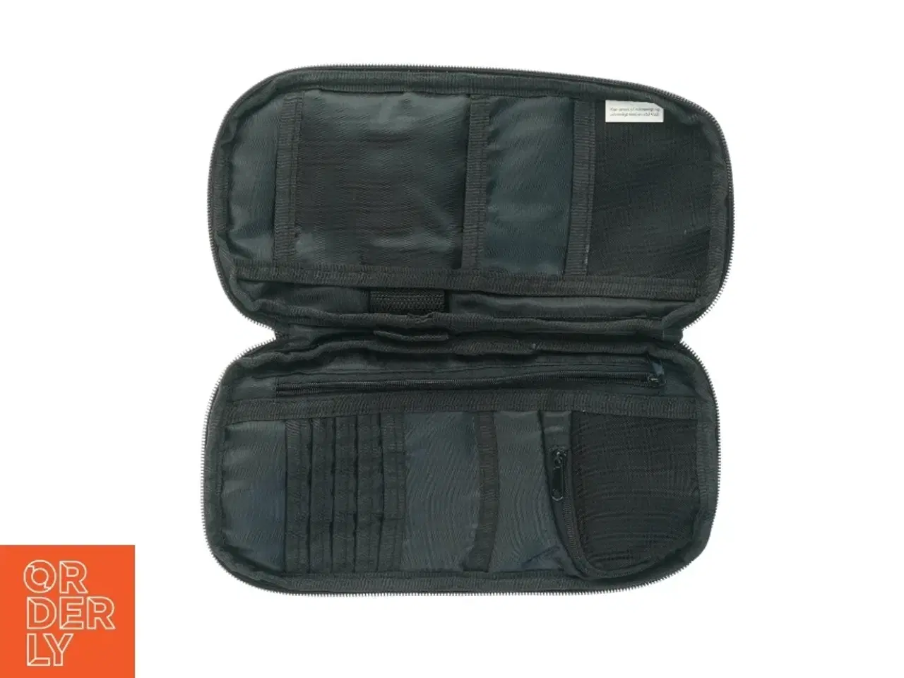 Billede 3 - Sort rejsetaske med lynlås (str. 28x15 cm)