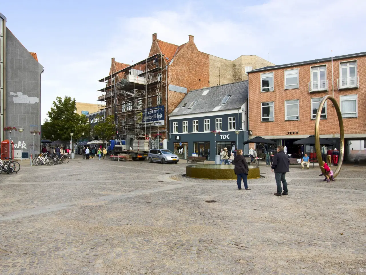 Billede 5 - Stor butik i gågaden ved Springvandspladsen