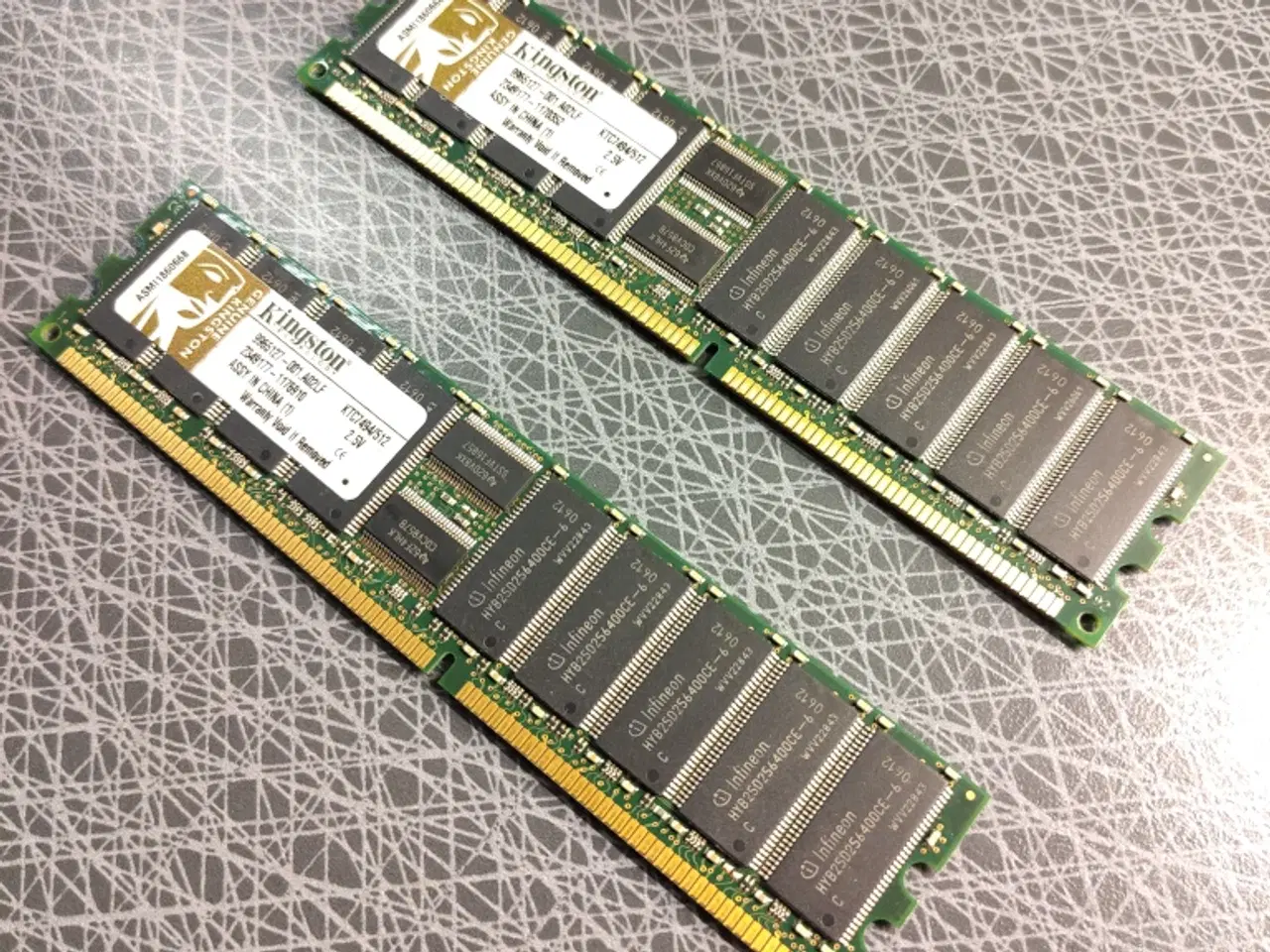 Billede 1 - 2x 512 MB Kingston DDR Registered ECC RAM