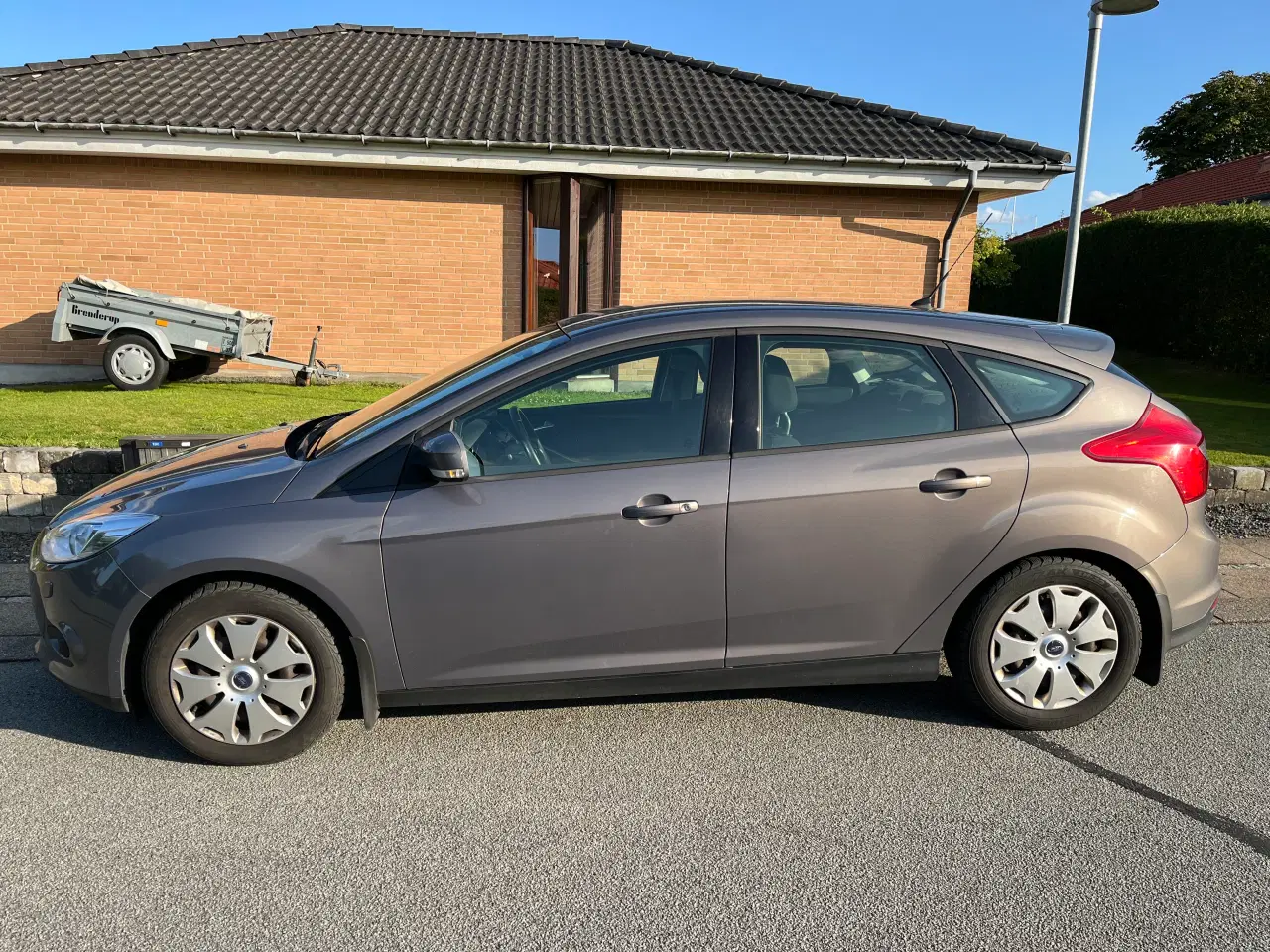 Billede 2 - Meget velkørende Ford Focus 