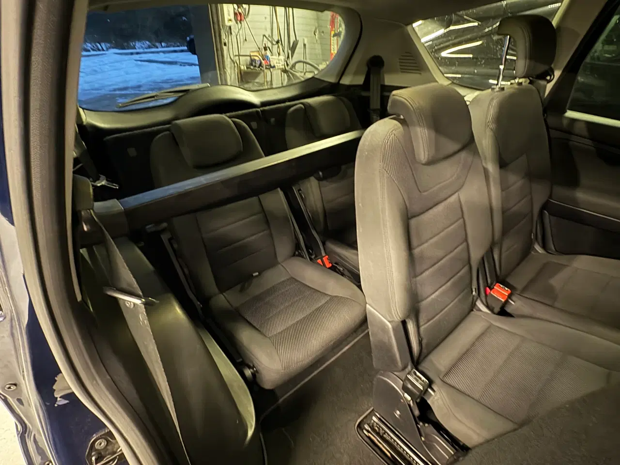 Billede 5 - Pæn 7 Personers familiebil