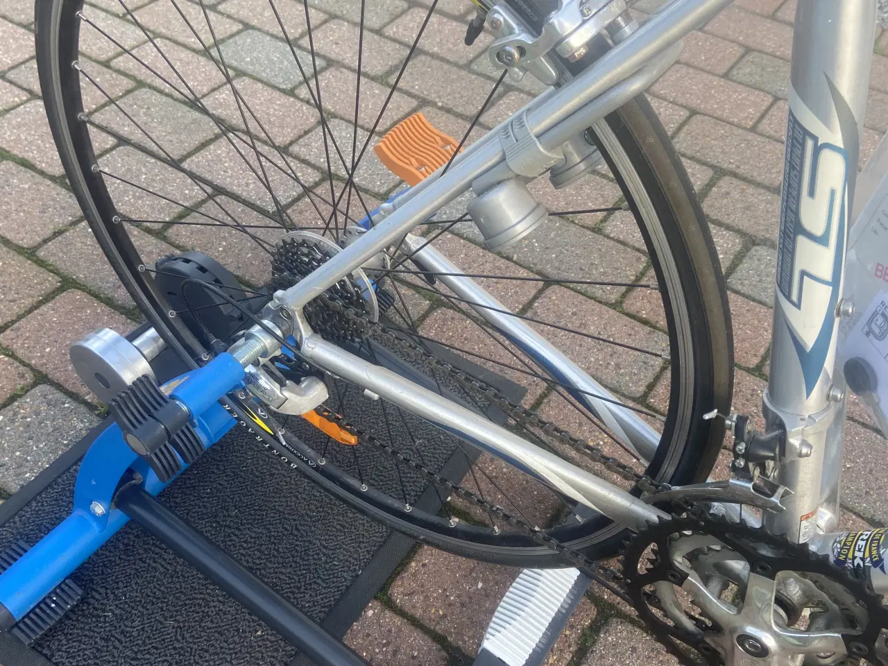 Billede 4 - Racercykel Trek 24 gear med hometrainer