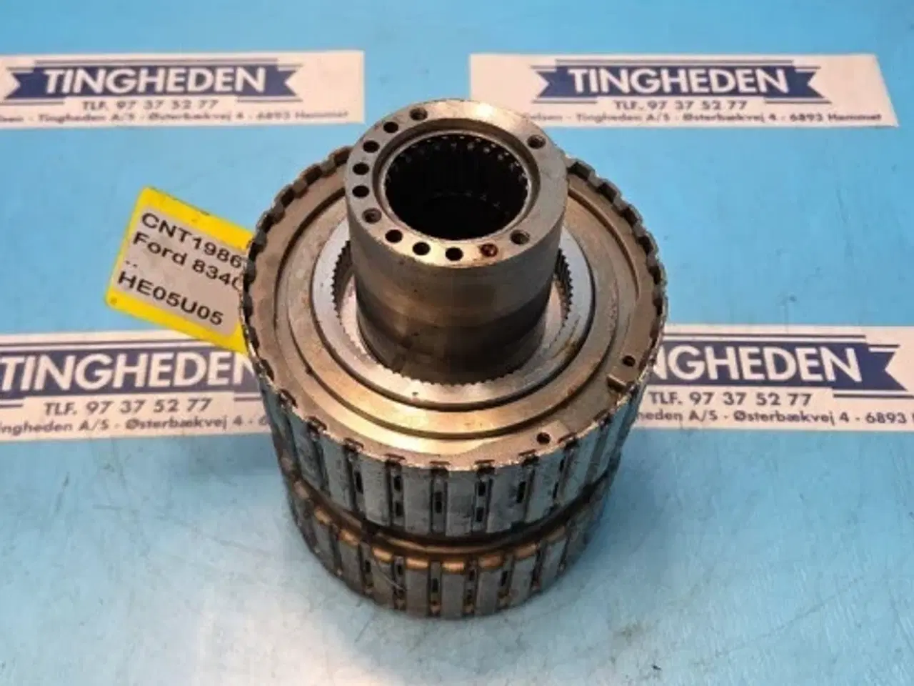 Billede 3 - Ford 8340 Koblinghus 82016096