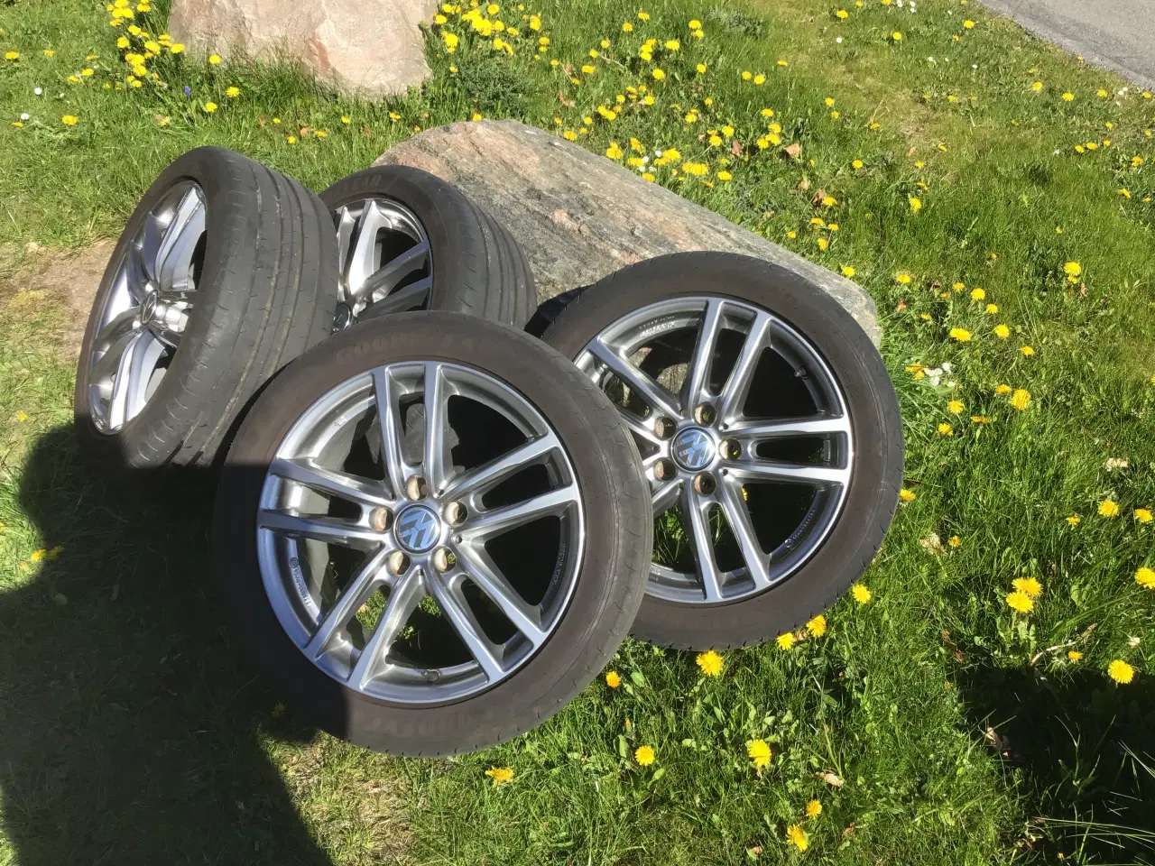 Billede 2 - Alu fælge med goodyear til VW Golf,Seat 17” 225/45
