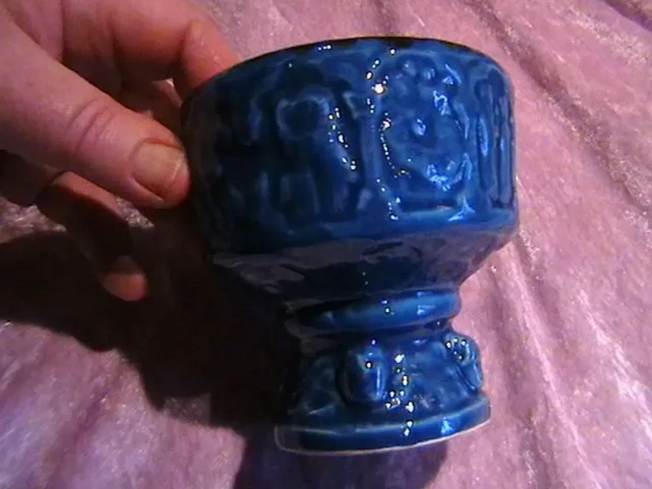Billede 5 - Døbefond. Blå keramik.50-kr.+porto