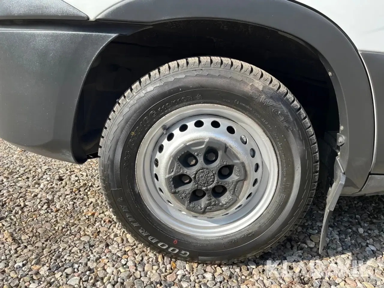 Billede 10 - Varebil Iveco 35S16 2,3D WB4100 AUT