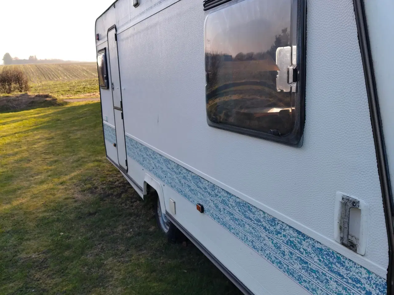 Billede 6 - Campingvogn med mover og enkelt senge