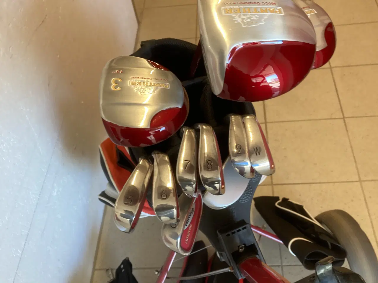 Billede 6 - Komplet Golfsæt vogn,køll/jern fakt som nyt.