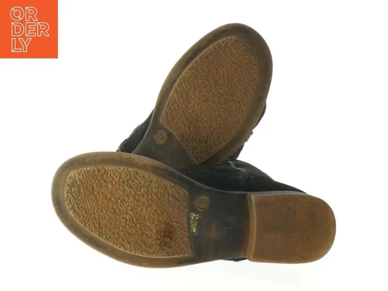 Billede 4 - Høje sorte støvler (str. 38 )