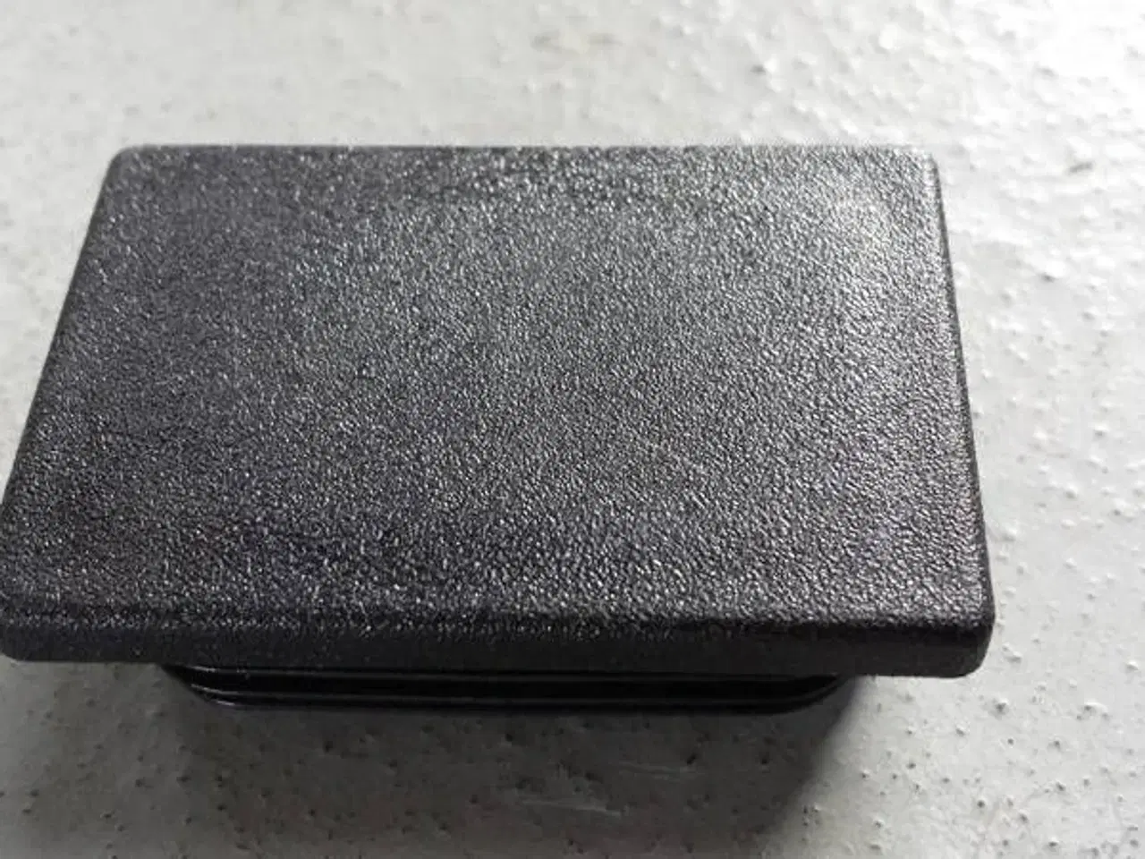 Billede 1 - Plastprop 3x4 Eduard hjørnestolpe 2x14