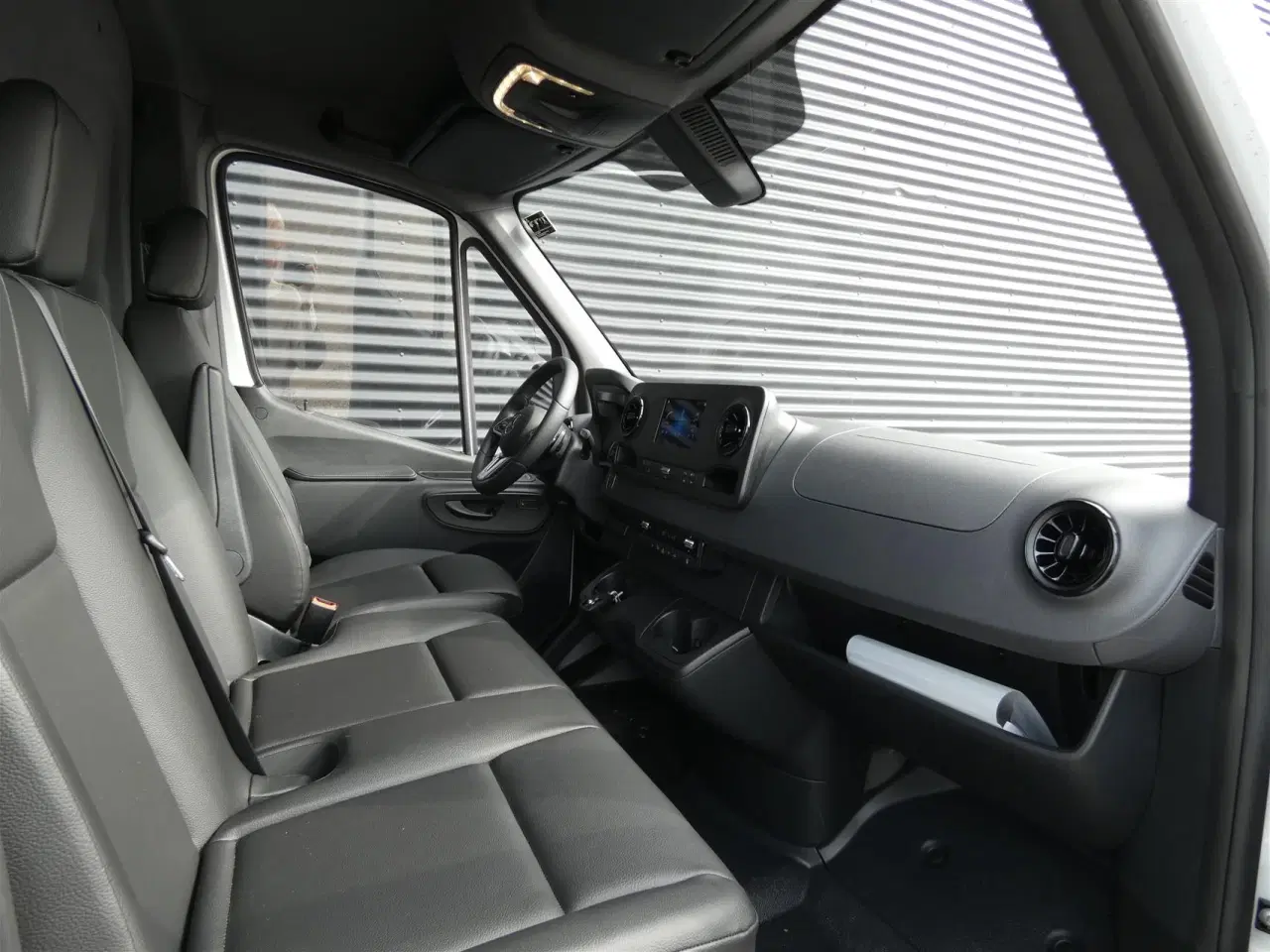 Billede 10 - Mercedes-Benz Sprinter 317 2,0 CDI A4 H2 RWD 9G-Tronic 170HK Van Aut.