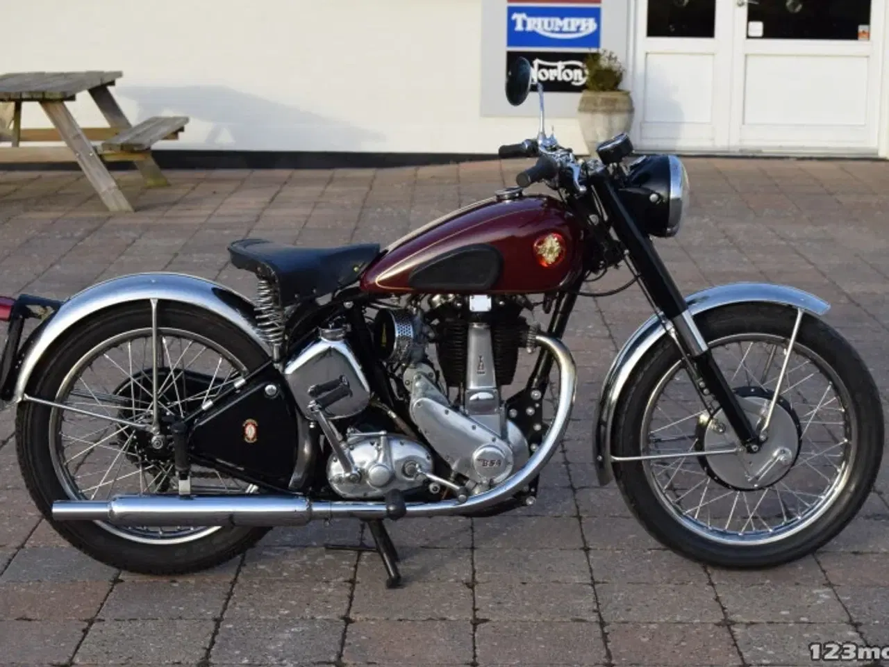 Billede 1 - BSA B-31 Classic Bike