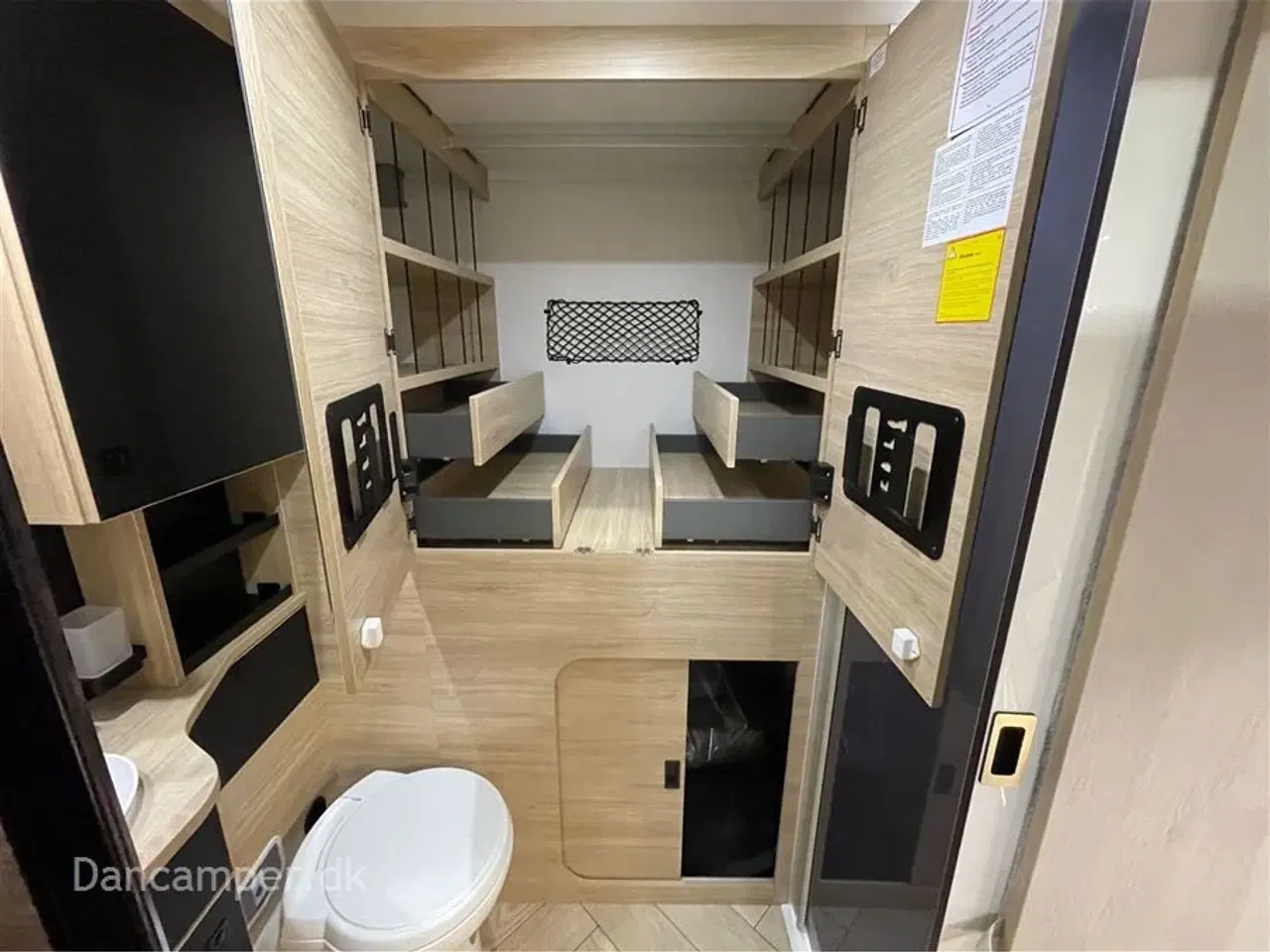 Billede 24 - 2026 - Chausson 650 Chausson 650 Titanium Line, Når stor rummelighed skal findes på den lille plads, 165HK med 8-trin aut.gear