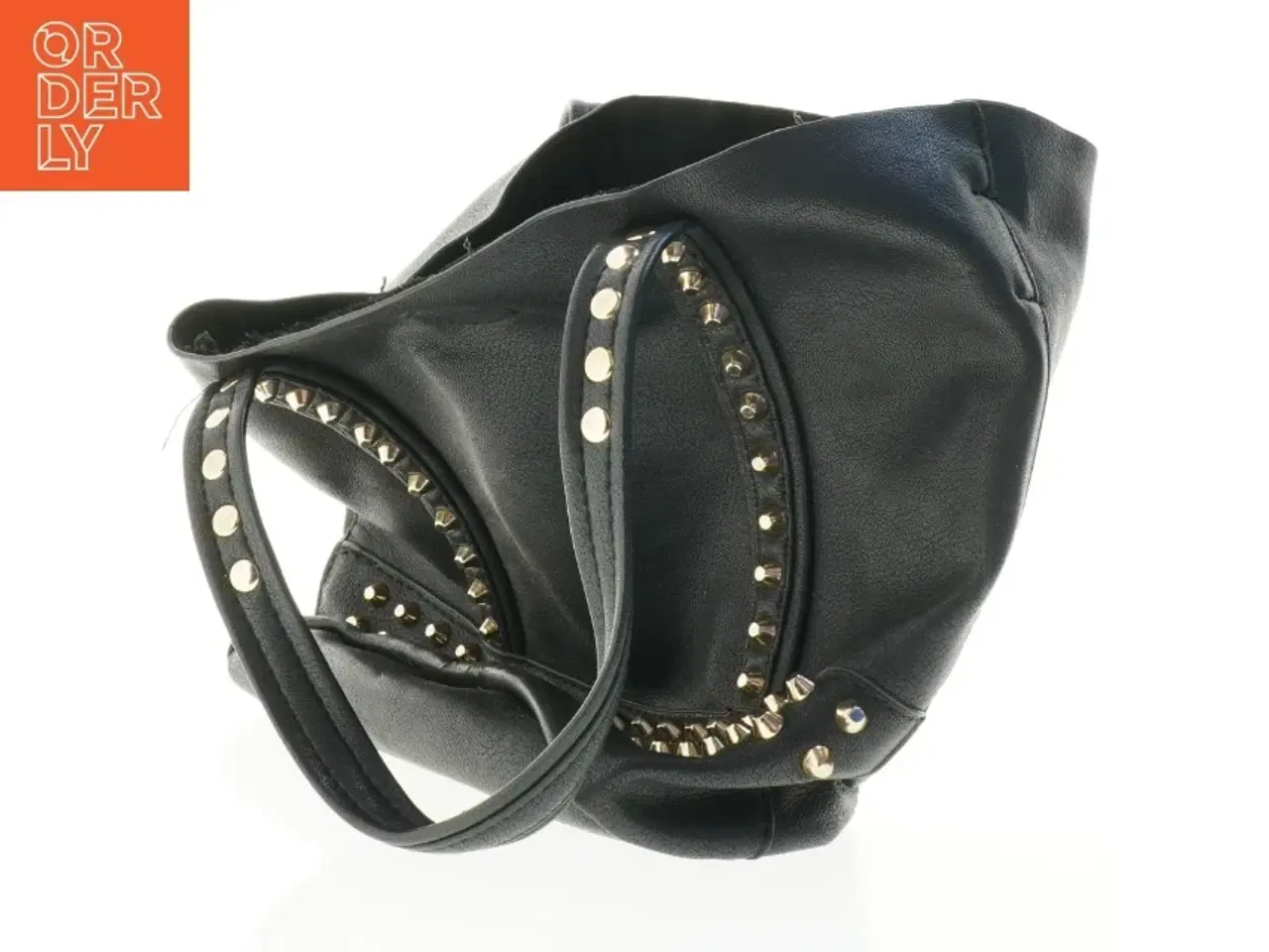 Billede 7 - Sort taske med nitter (str. 32 x 24 x 11 cm)