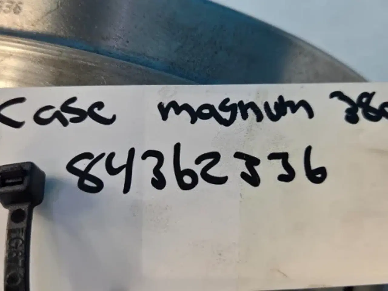 Billede 8 - Case Magnum 380 Hus 84362336