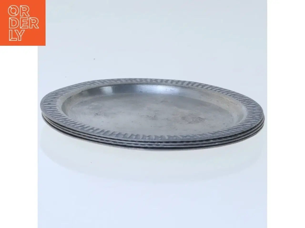 Billede 1 - Syvonen tin tallerkener sæt fra Pewter (str. 4 stk Ø 10 cm)