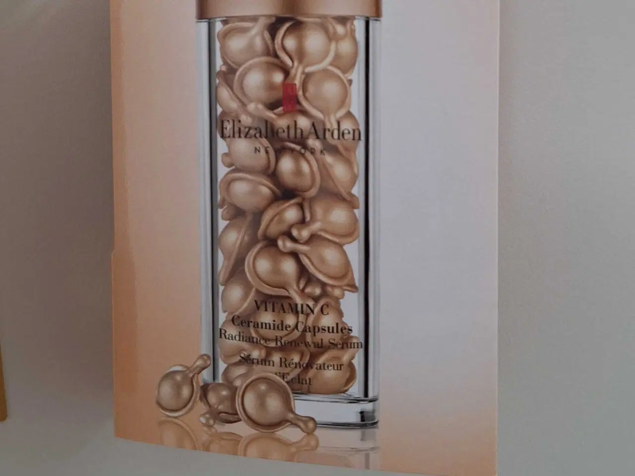 Billede 2 - Ny Elizabeth Arden serum 