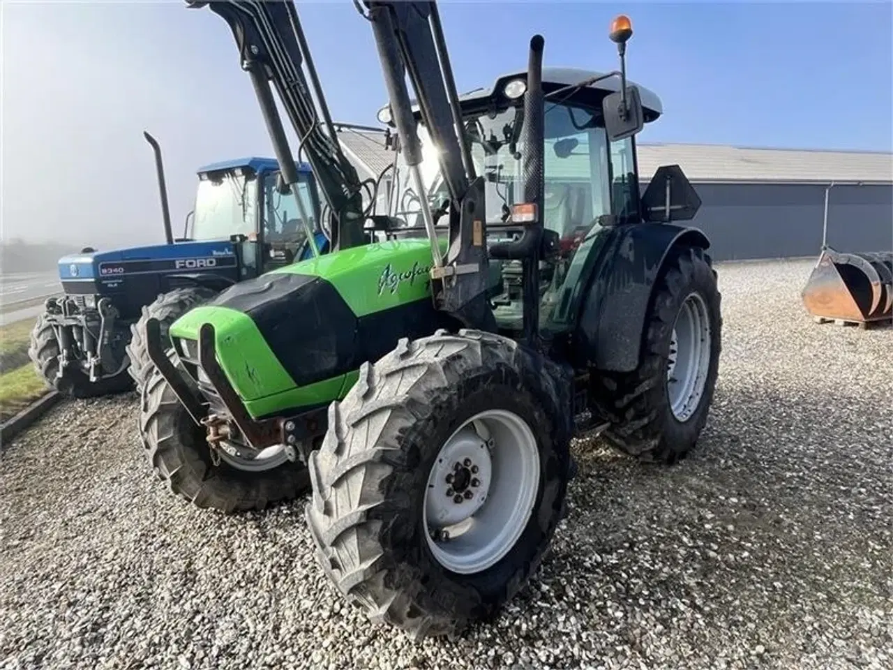 Billede 6 - Deutz-Fahr Agrofarm 100 Med læsser - 3000 timer