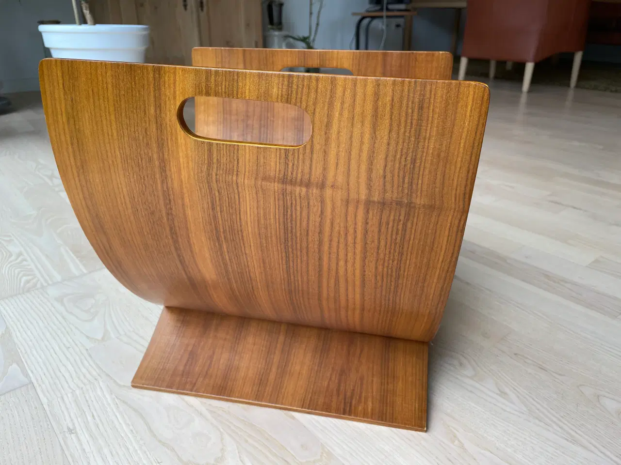 Billede 1 - Magasin holder - Teaktræ 