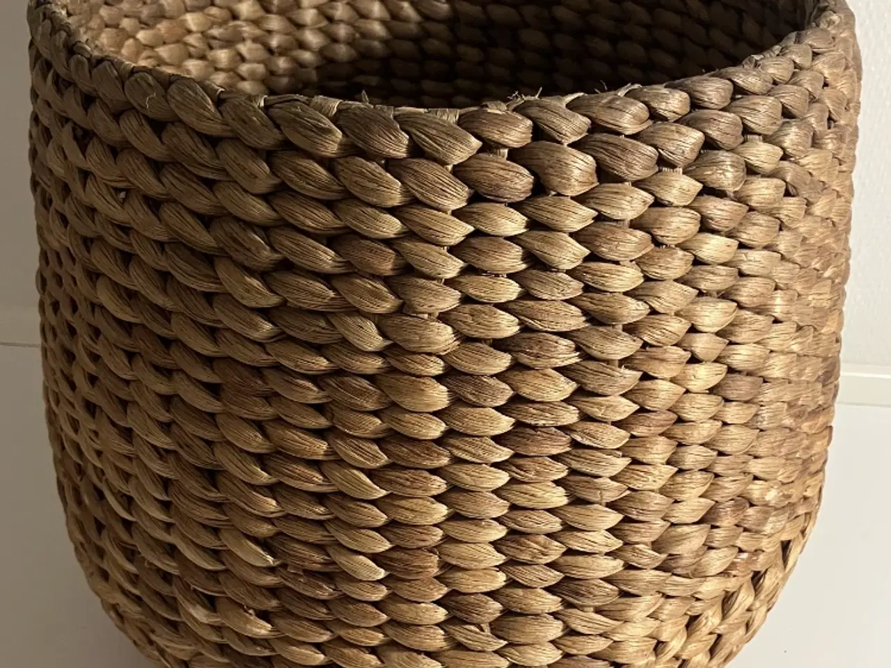 Billede 3 - Fed stor, ældre kurv