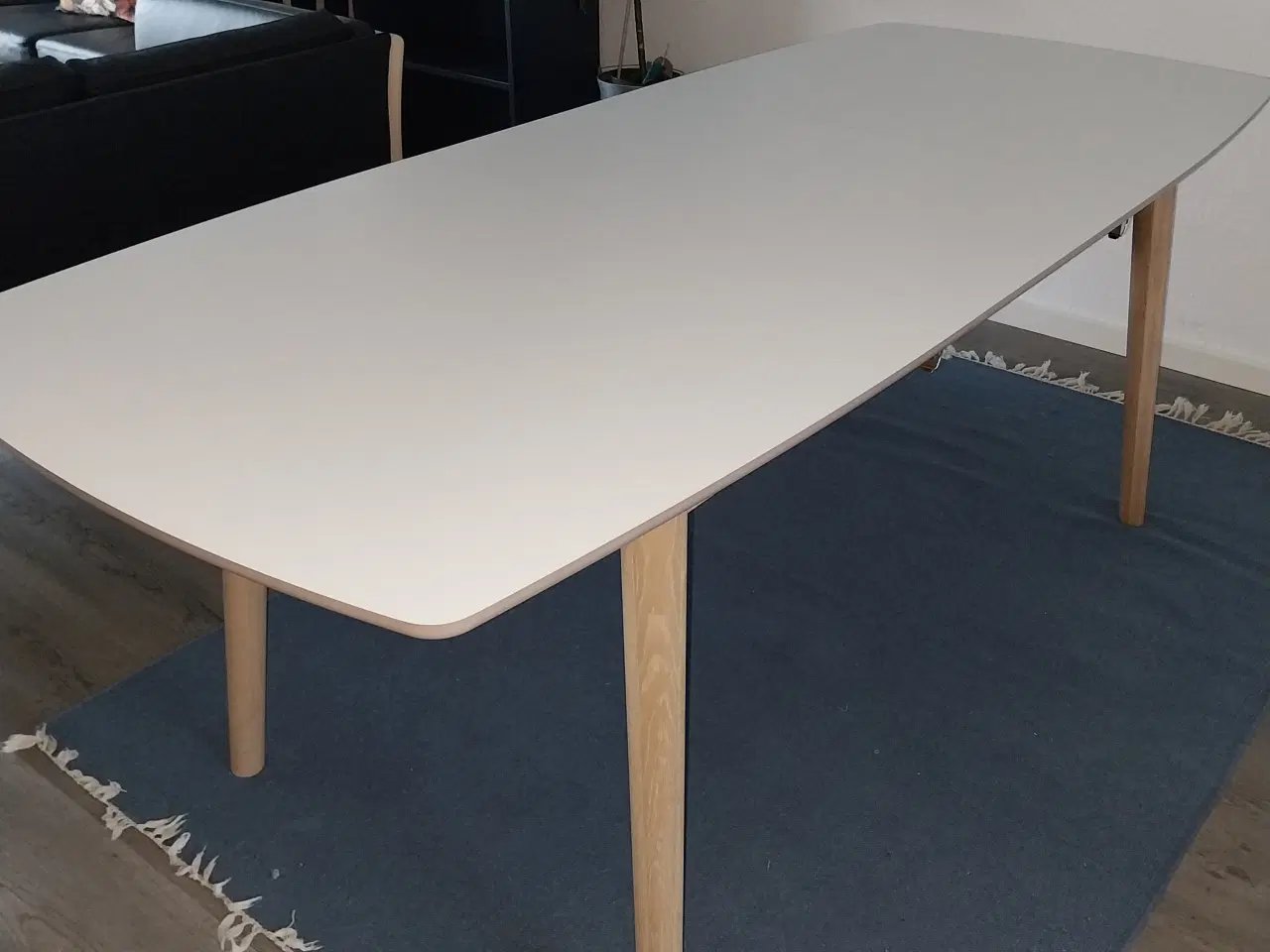 Billede 4 - CASØ 121 spisebord med hvid laminat top