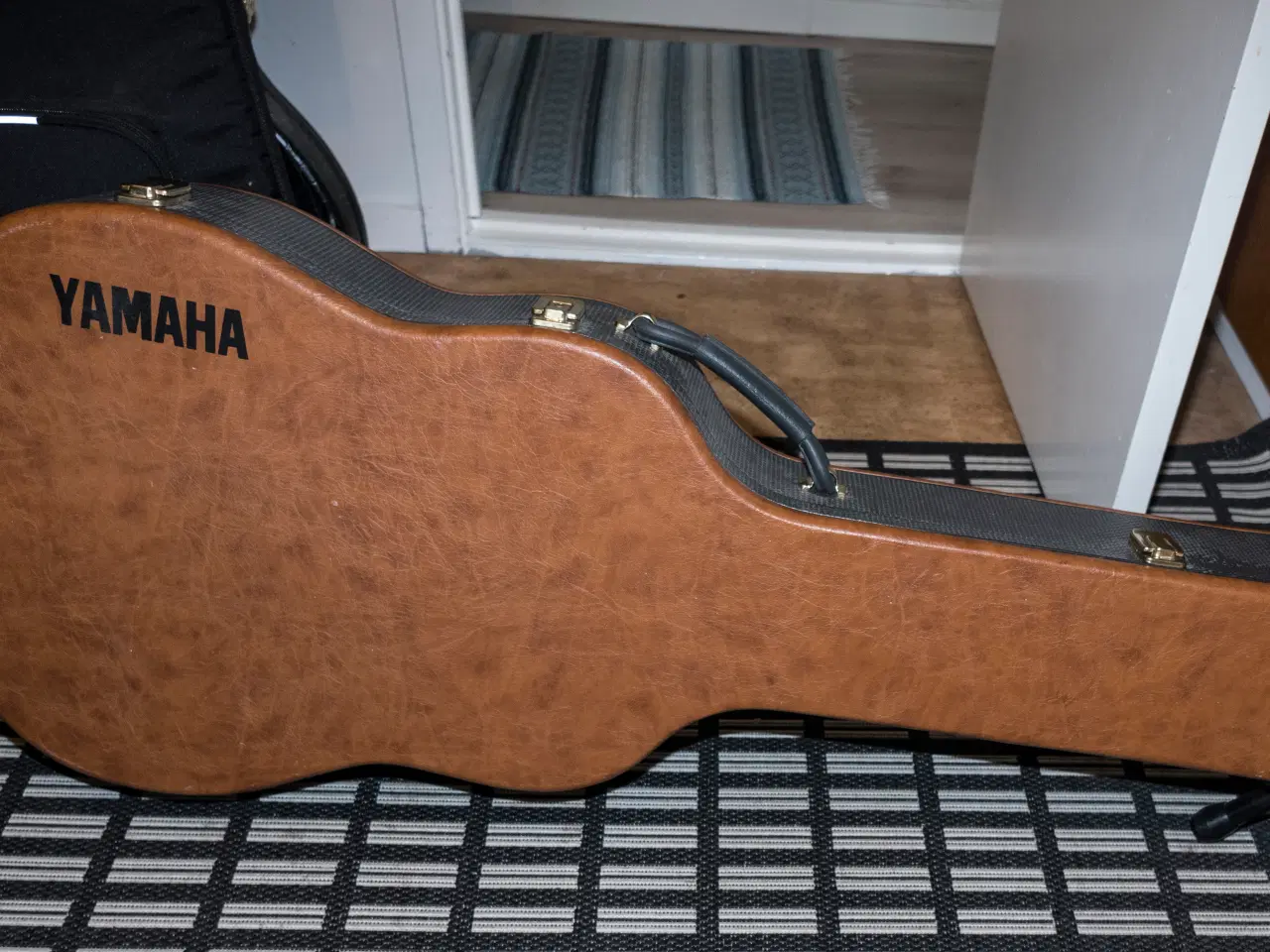 Billede 3 - Yamaha guitarCase - CPX   110x41x13 (l:w:d).