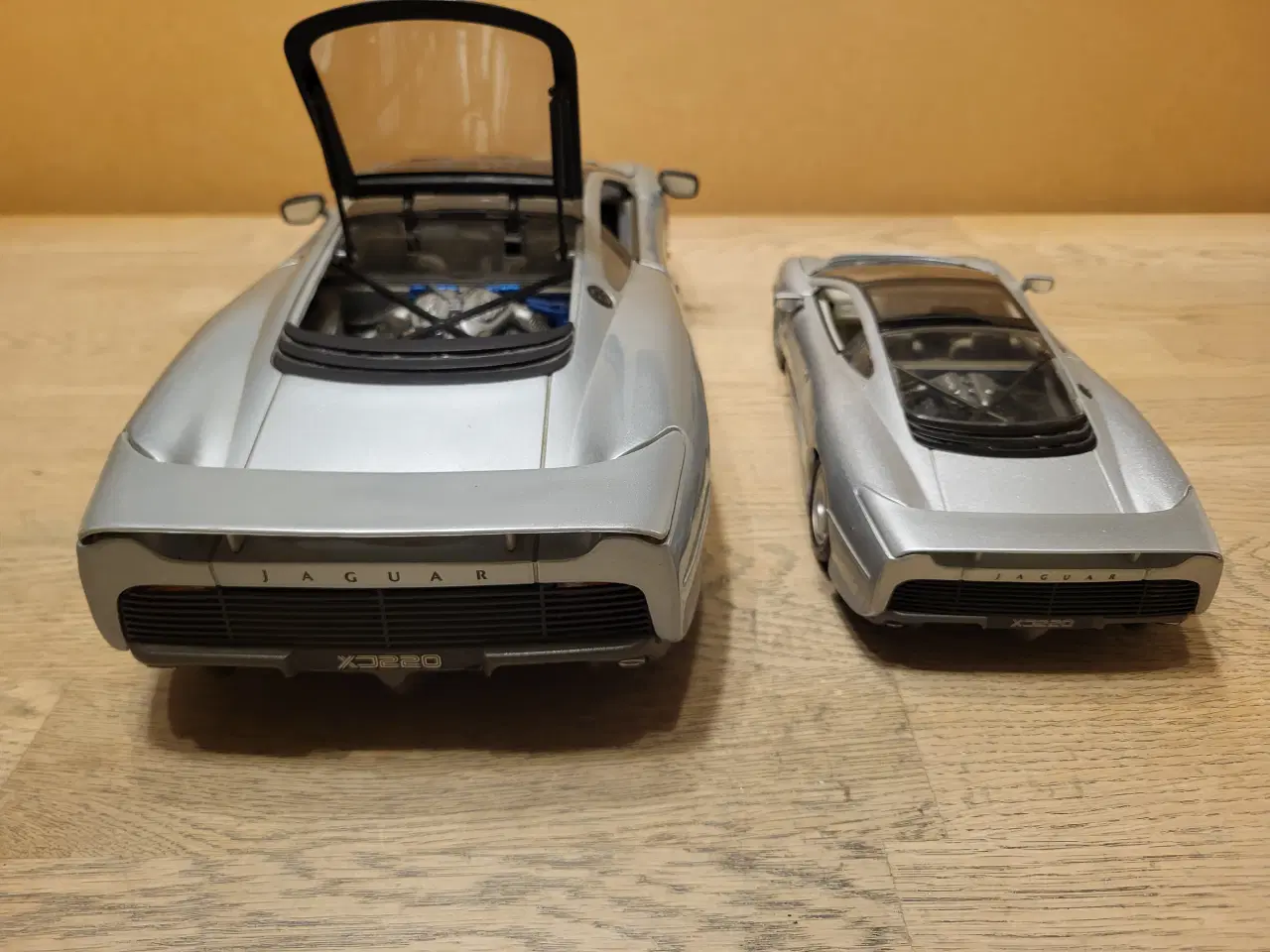 Billede 9 - Modelbiler Jaguar XJ220-1992 (str. 1:12)