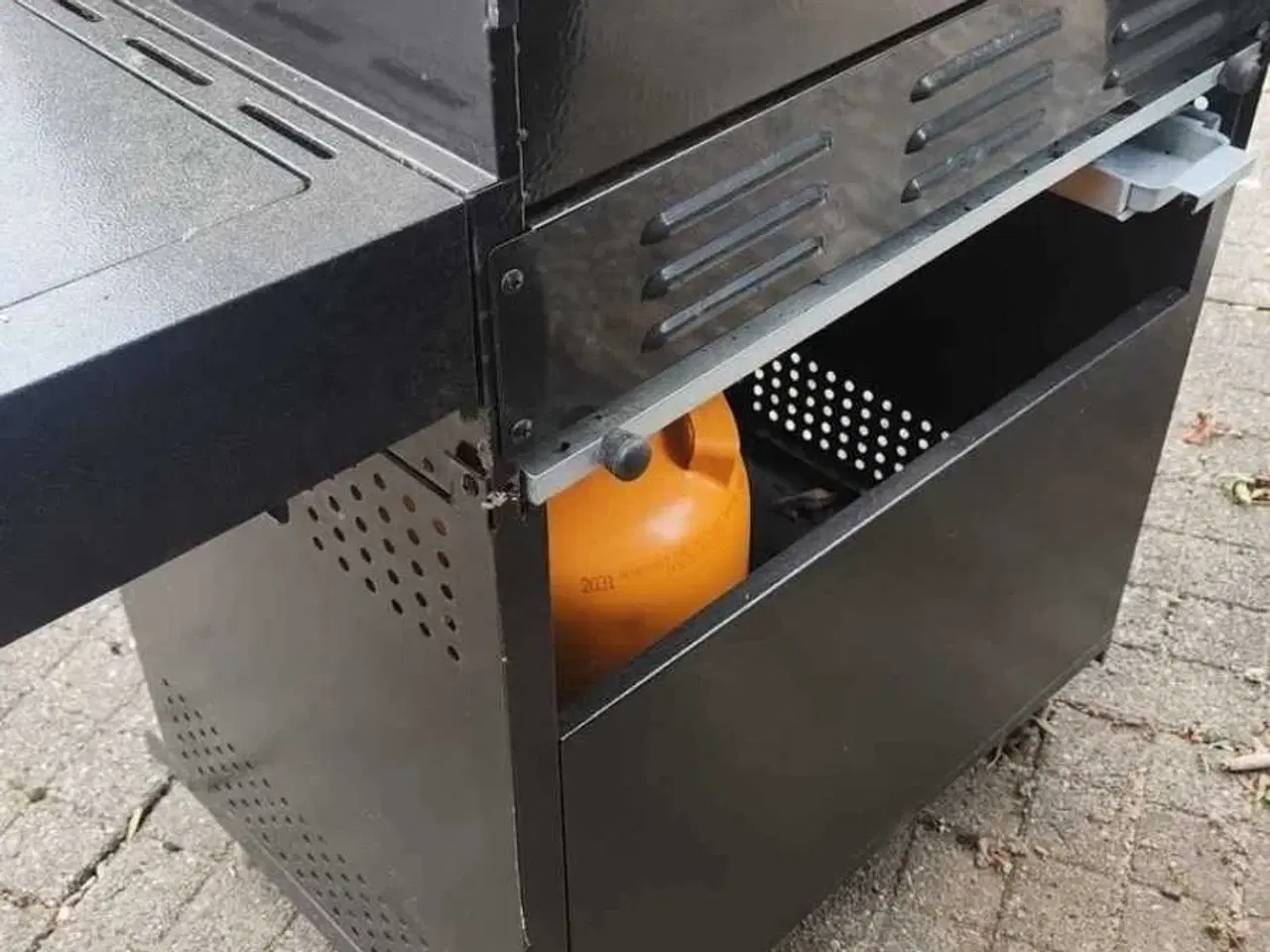 Billede 4 - Gas grill fra Grillexpert. 