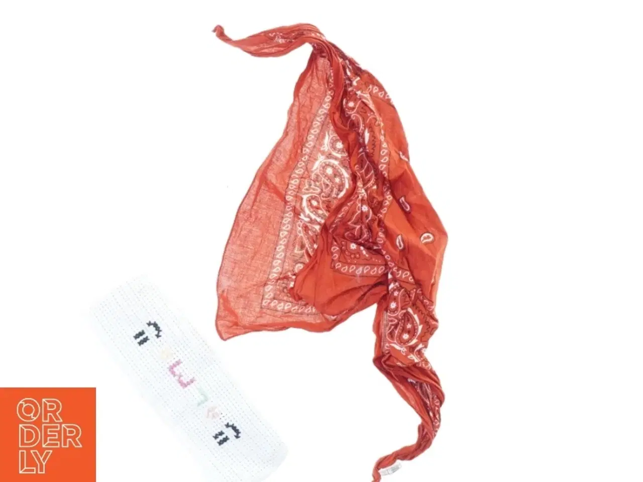 Billede 2 - Penalhus og bandana (str. 26 cm)