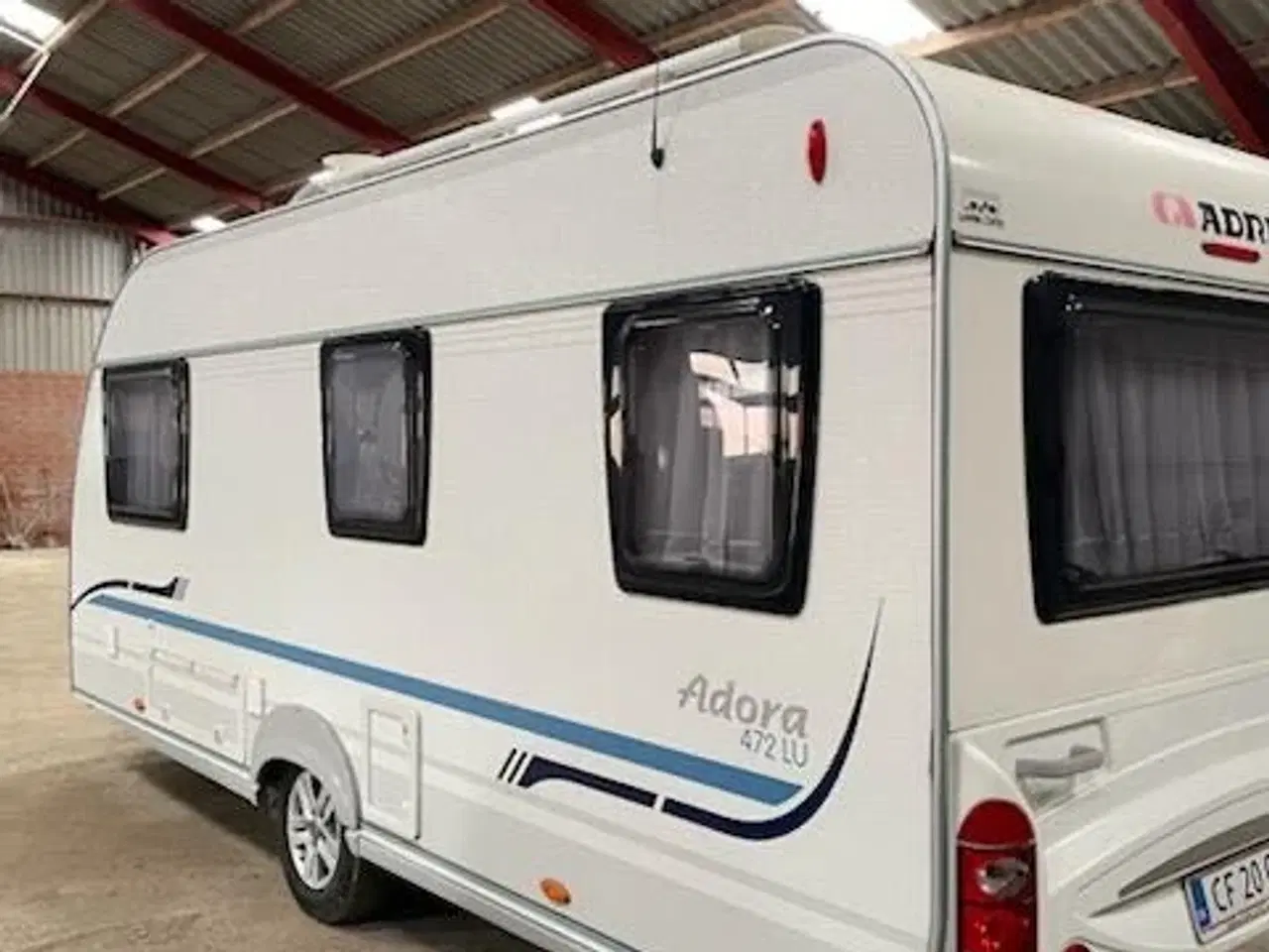 Billede 1 - Adria Adora 472 LU, årgang 2010 m/vinteropbevaring
