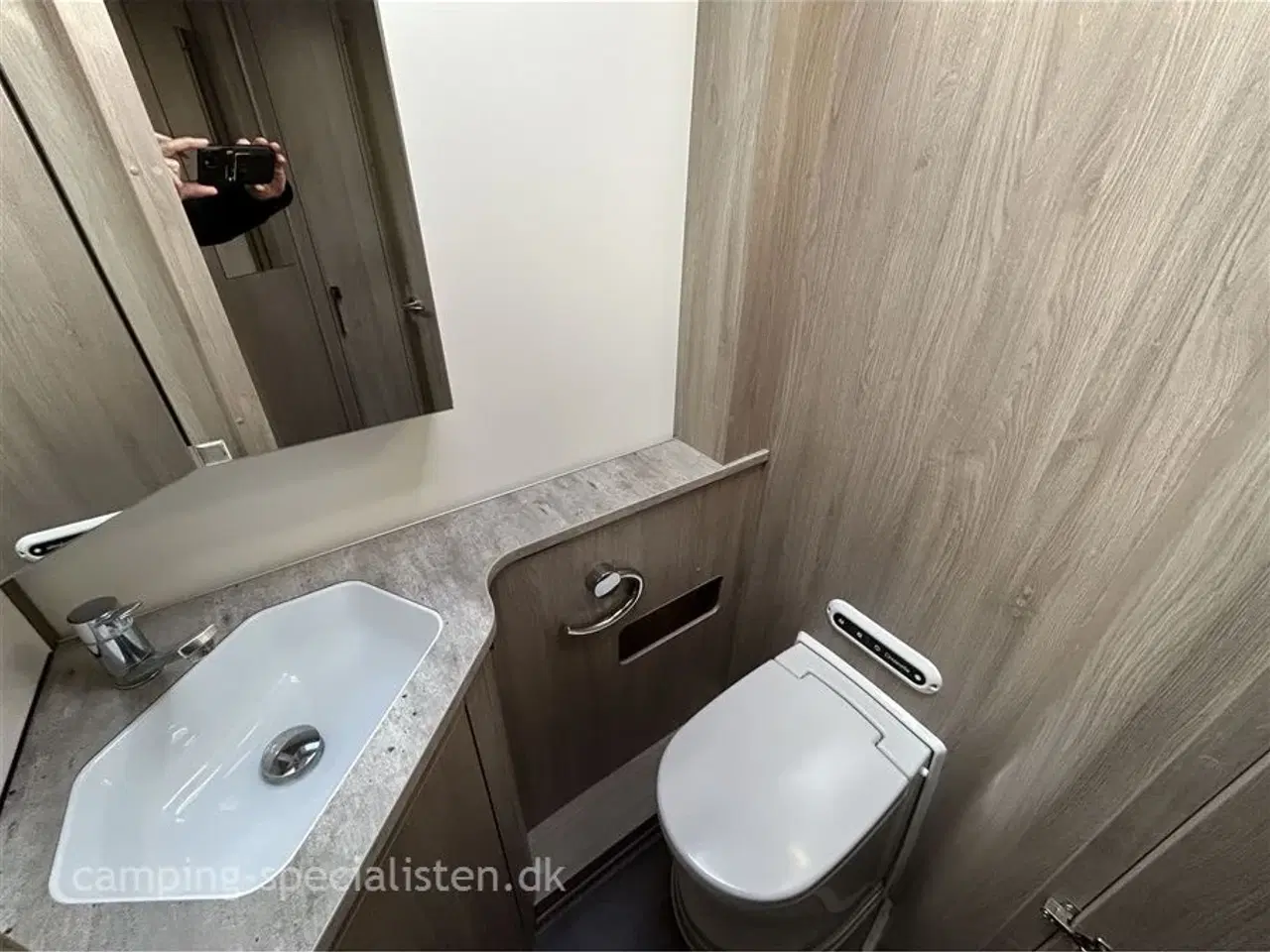 Billede 12 - 2022 - Kabe Imperial I910 GB   Kabe Imperial I910 GB model 2022 kan nu ses hos Camping Specialisten