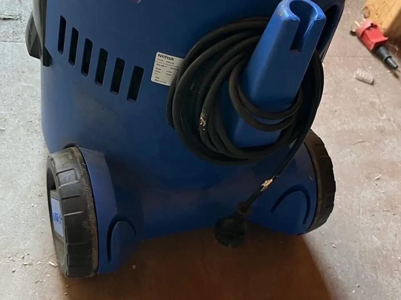 Billede 1 - Støvsuger NILFISK BUDDY II 12