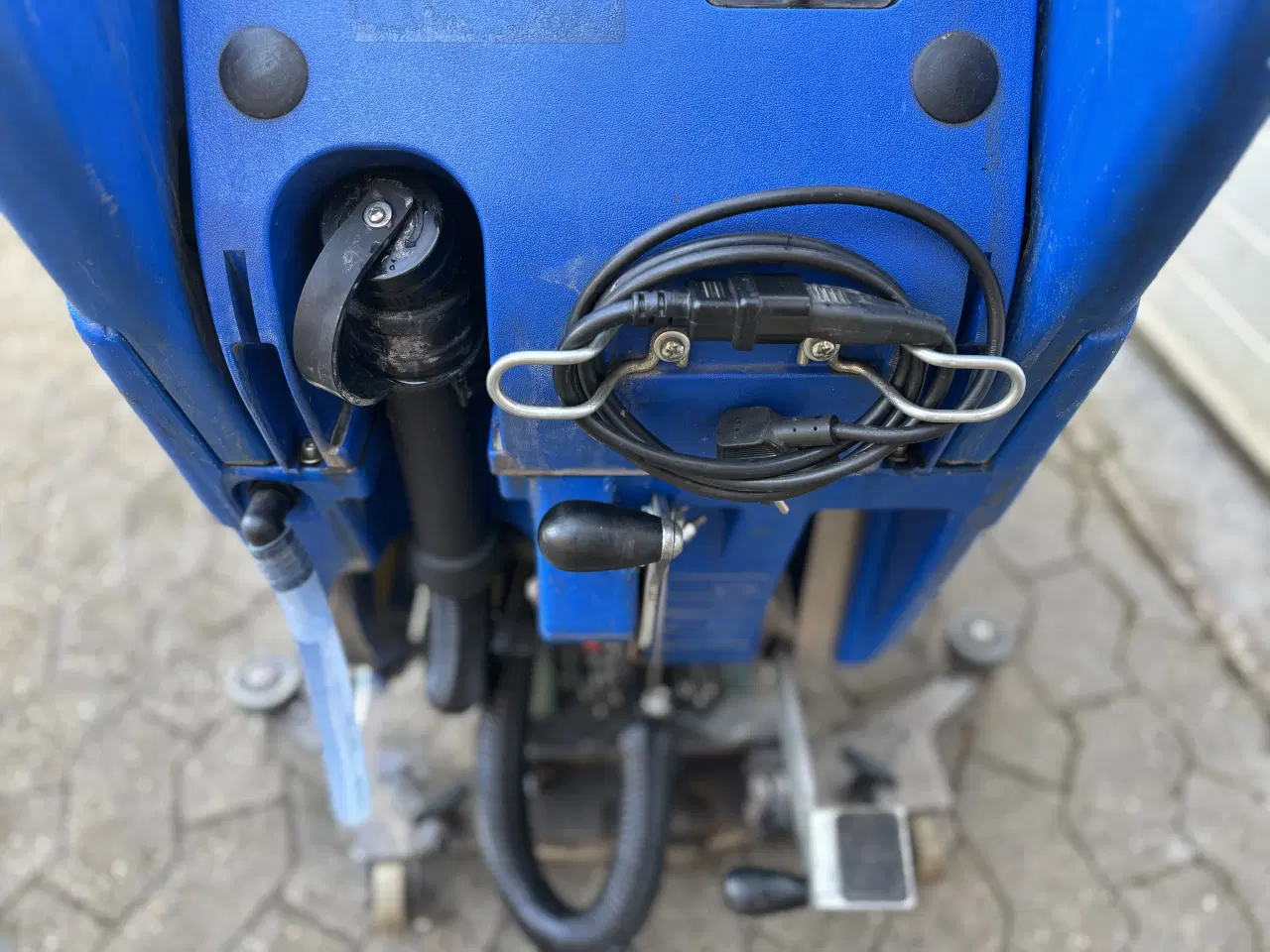 Billede 7 - Gulvvasker Nilfisk Scrubtec 553 BL Combi