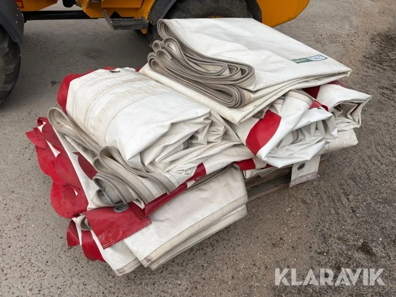 Billede 1 - Telttagdug - assorteret til 9m telt- rød/hvid