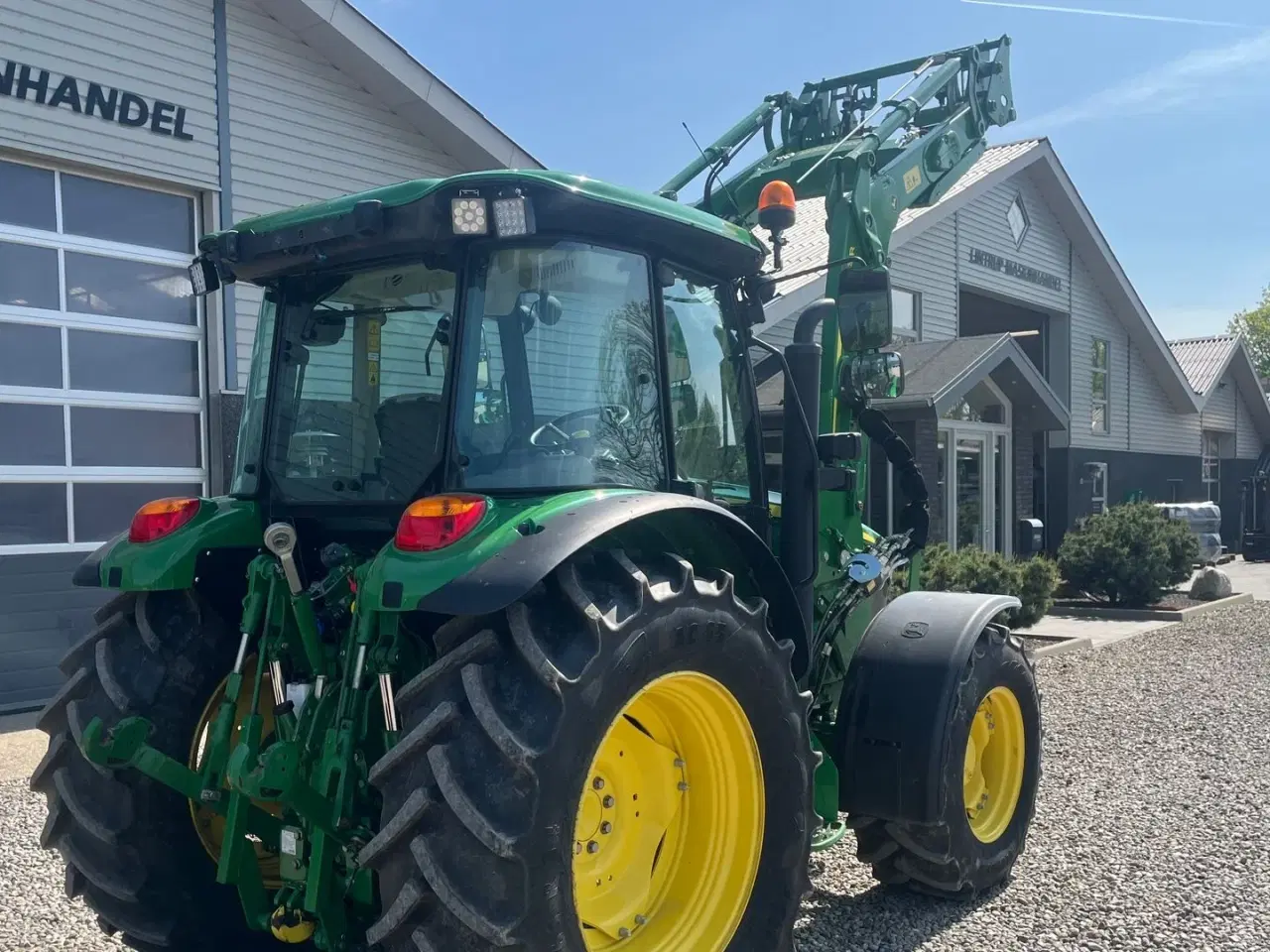Billede 13 - John Deere 5115M Med frontlæsser, som ny