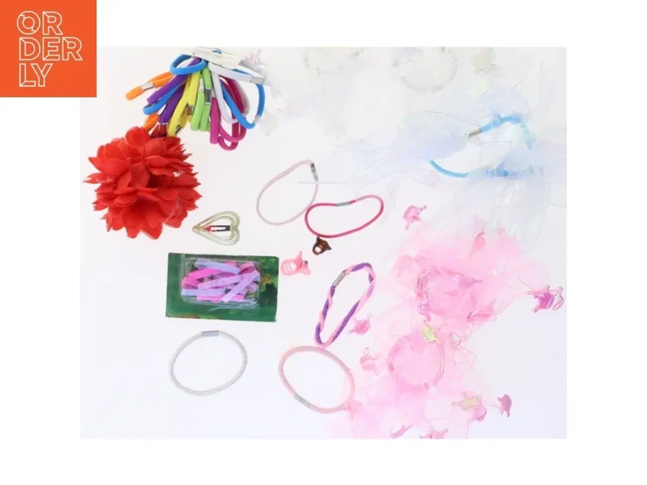 Billede 1 - Samling af hårtilbehør (str. Ukendt)