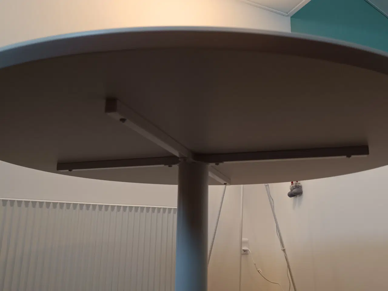 Billede 2 - Spisebord Tenzo -Taco i hvid (UDEN udtræk)