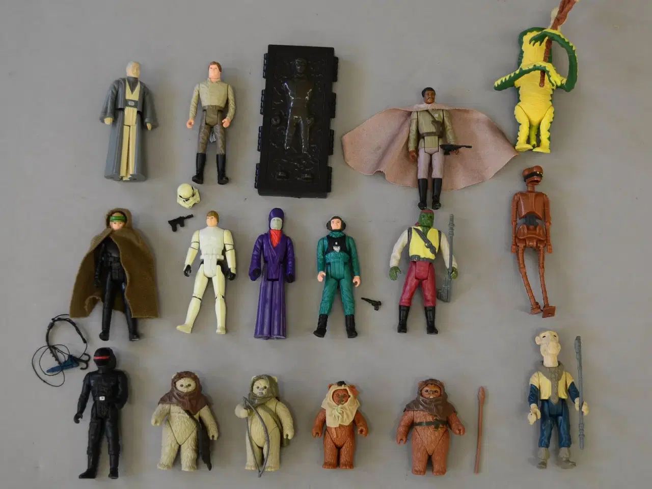 Billede 1 - Købes: gl. Star Wars Stjernekrigen figur