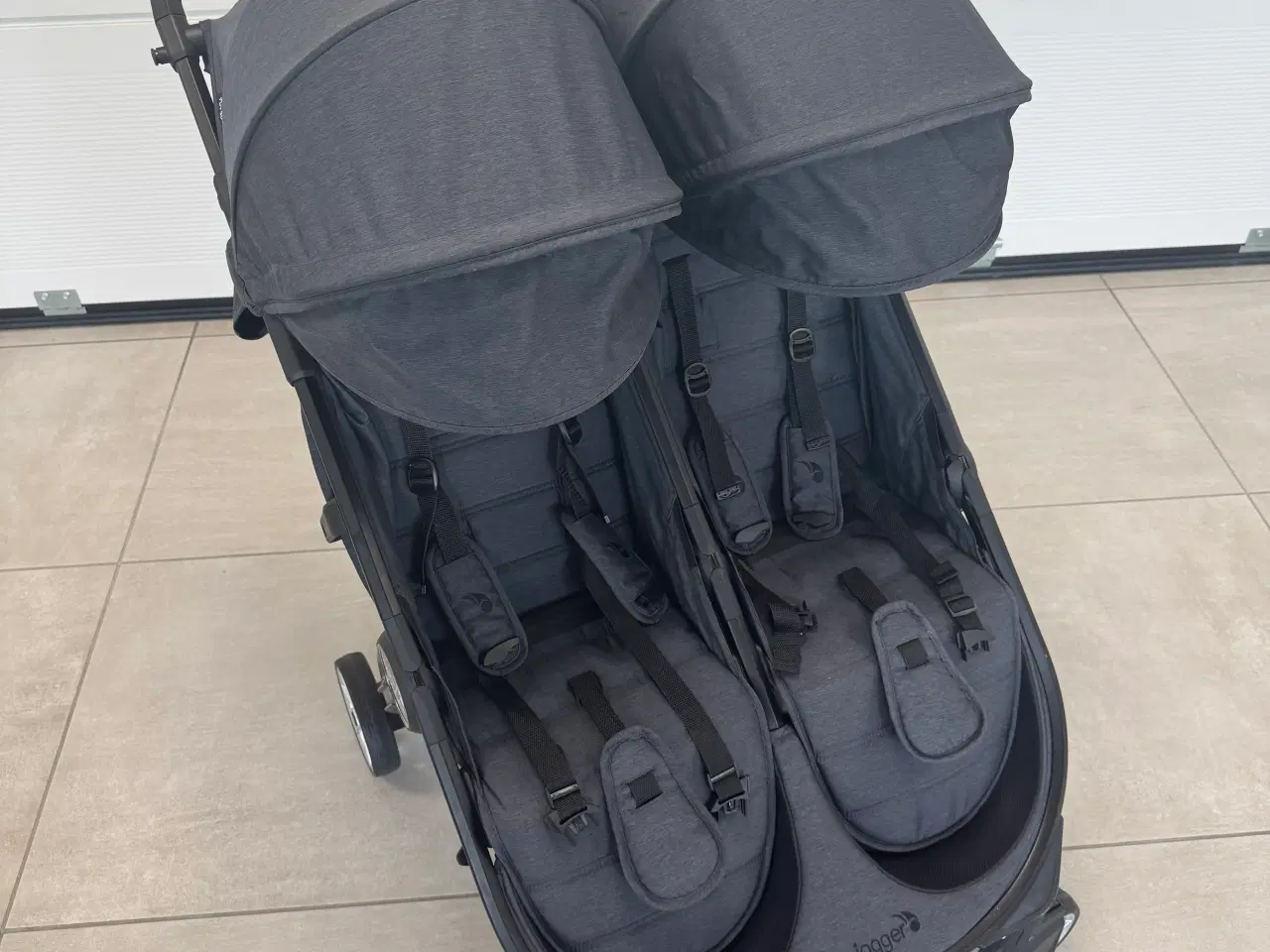 Billede 2 - Tvillingeklapvogn fra baby jogger