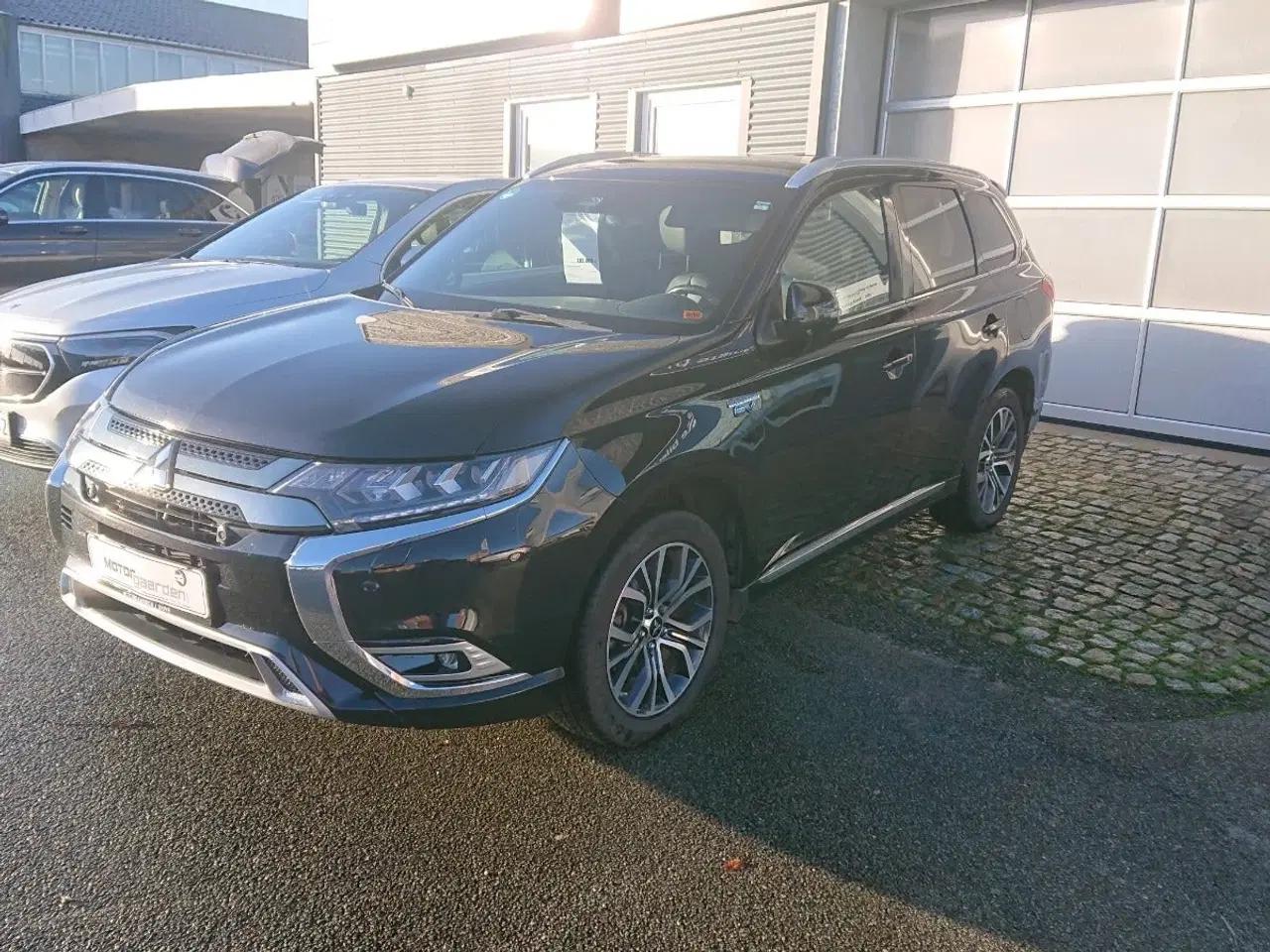 Billede 2 - Mitsubishi Outlander 2,4 PHEV Instyle CVT 4WD