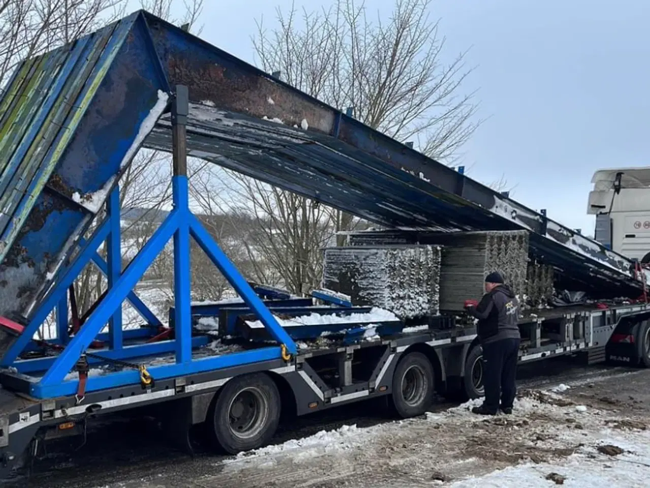 Billede 1 - Jeg køber halkonstruktioner, adskillelsesgitre, kr