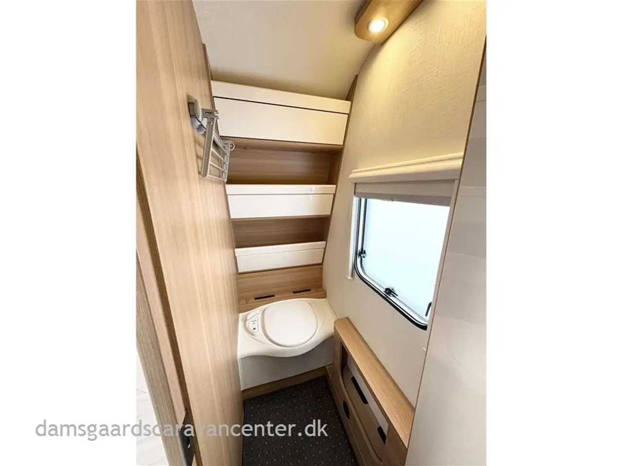 Billede 16 - 2019 - LMC Musica 470 D   Franskseng-Gulvtemp.-Mover-Telt