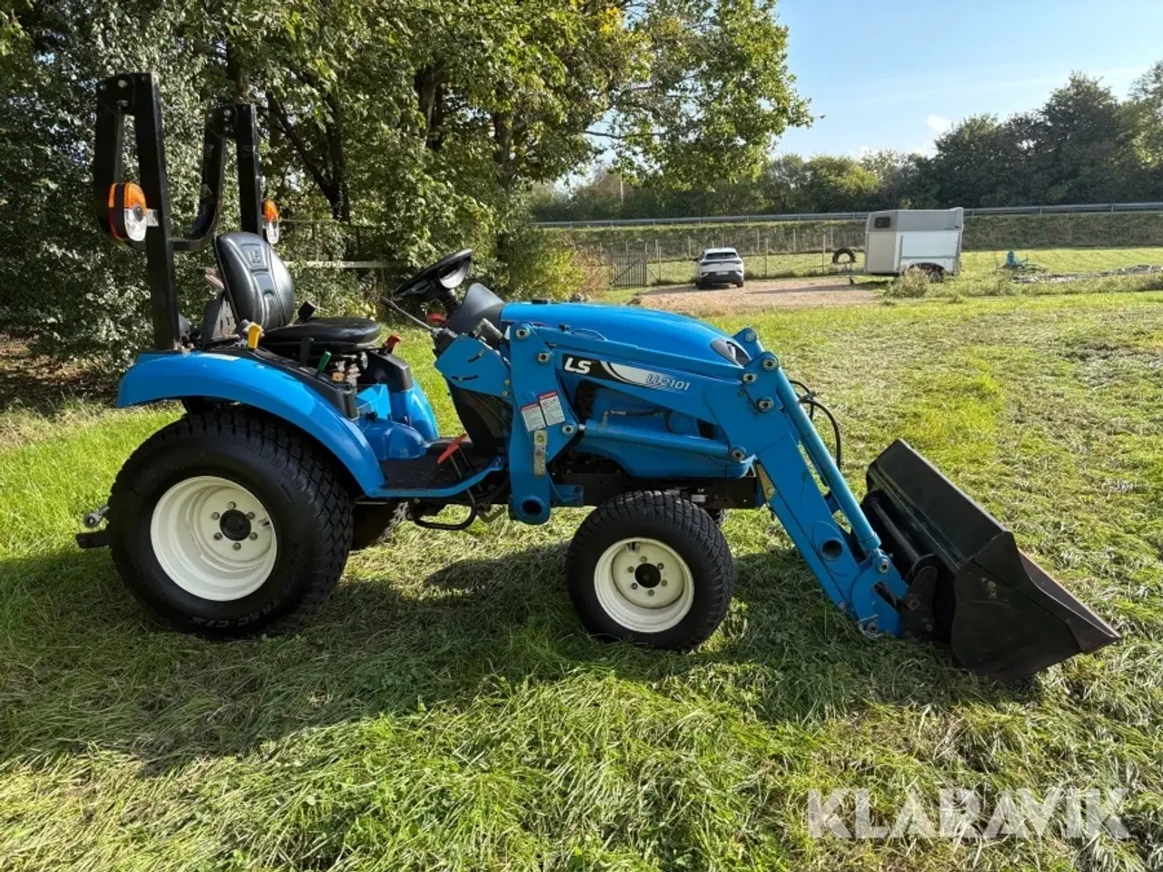 Billede 4 - Traktor LS J27HST med frontlæsser