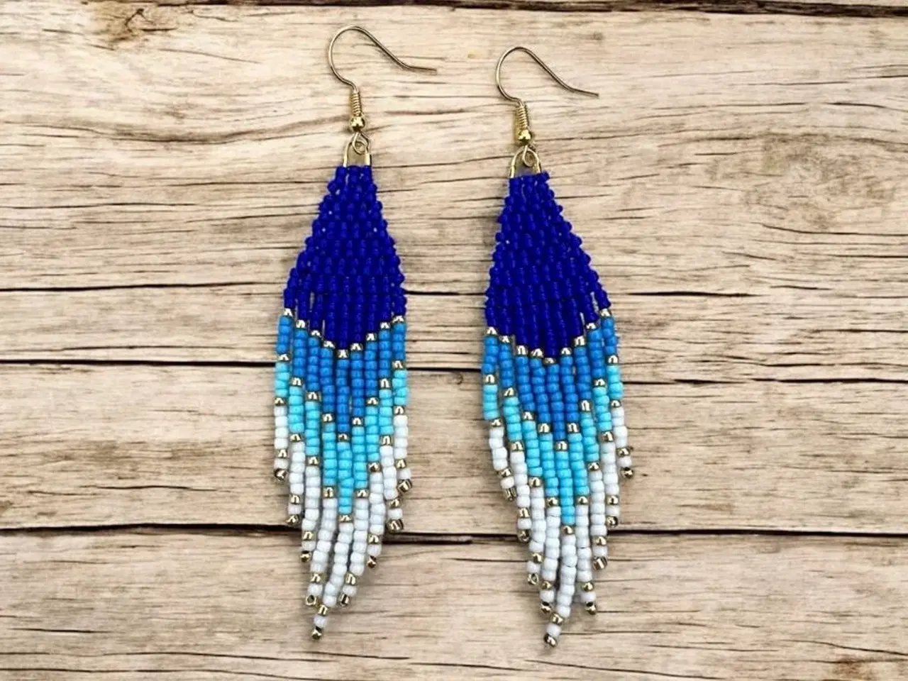 Billede 1 - Grønlandske øreringe, håndlavede 