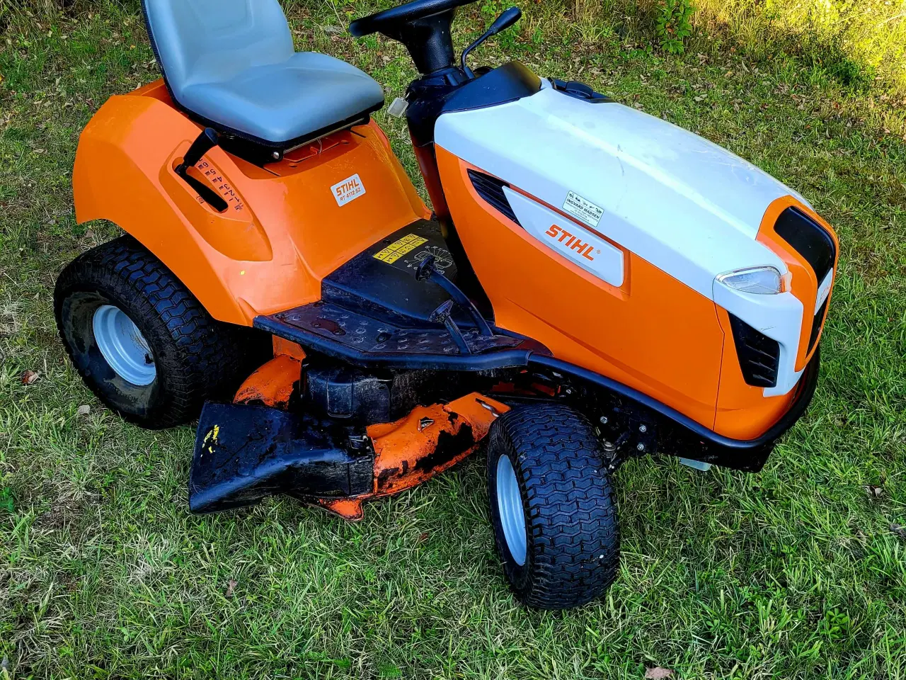 Billede 1 - Flot Stihl RT 4112 SZ havetraktor