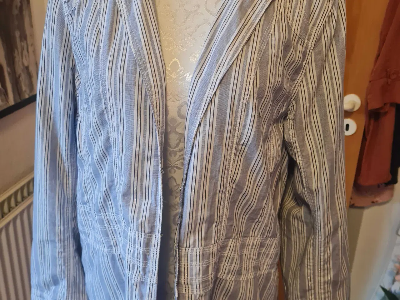 Billede 8 - Friendtex jakke str xl 42