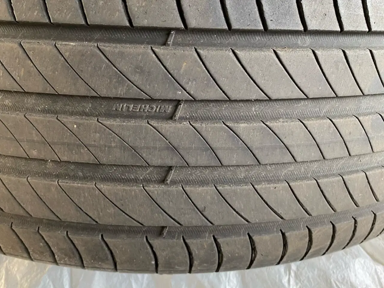 Billede 3 - Michelin dæk 7mm