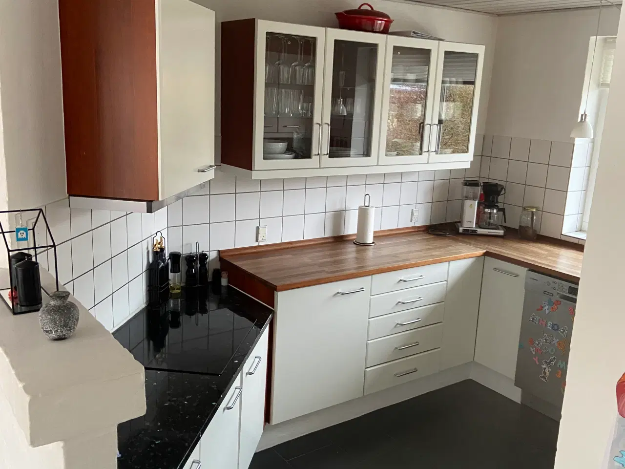 Billede 4 - Køkken inkl. flere hvidevarer